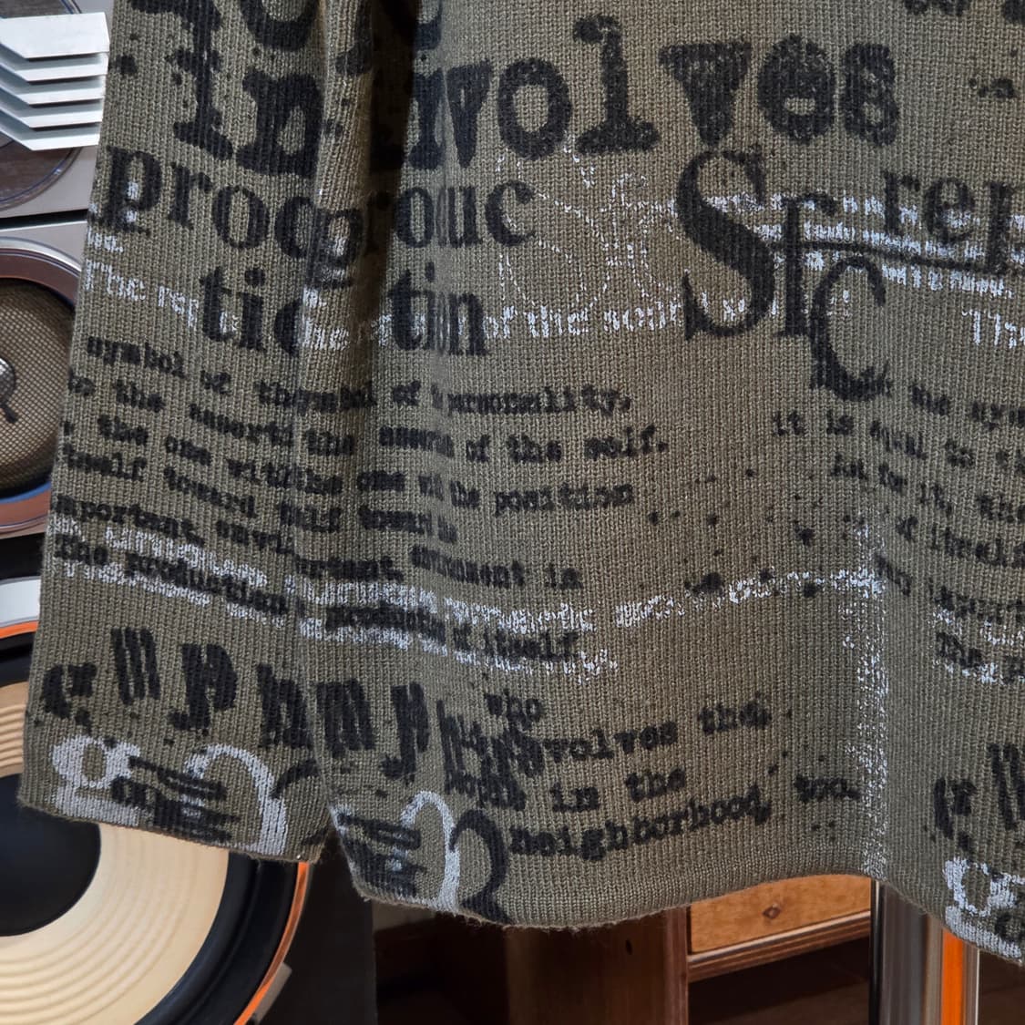 JPN 카키 레터링 니트 롱슬리브 상품이미지4