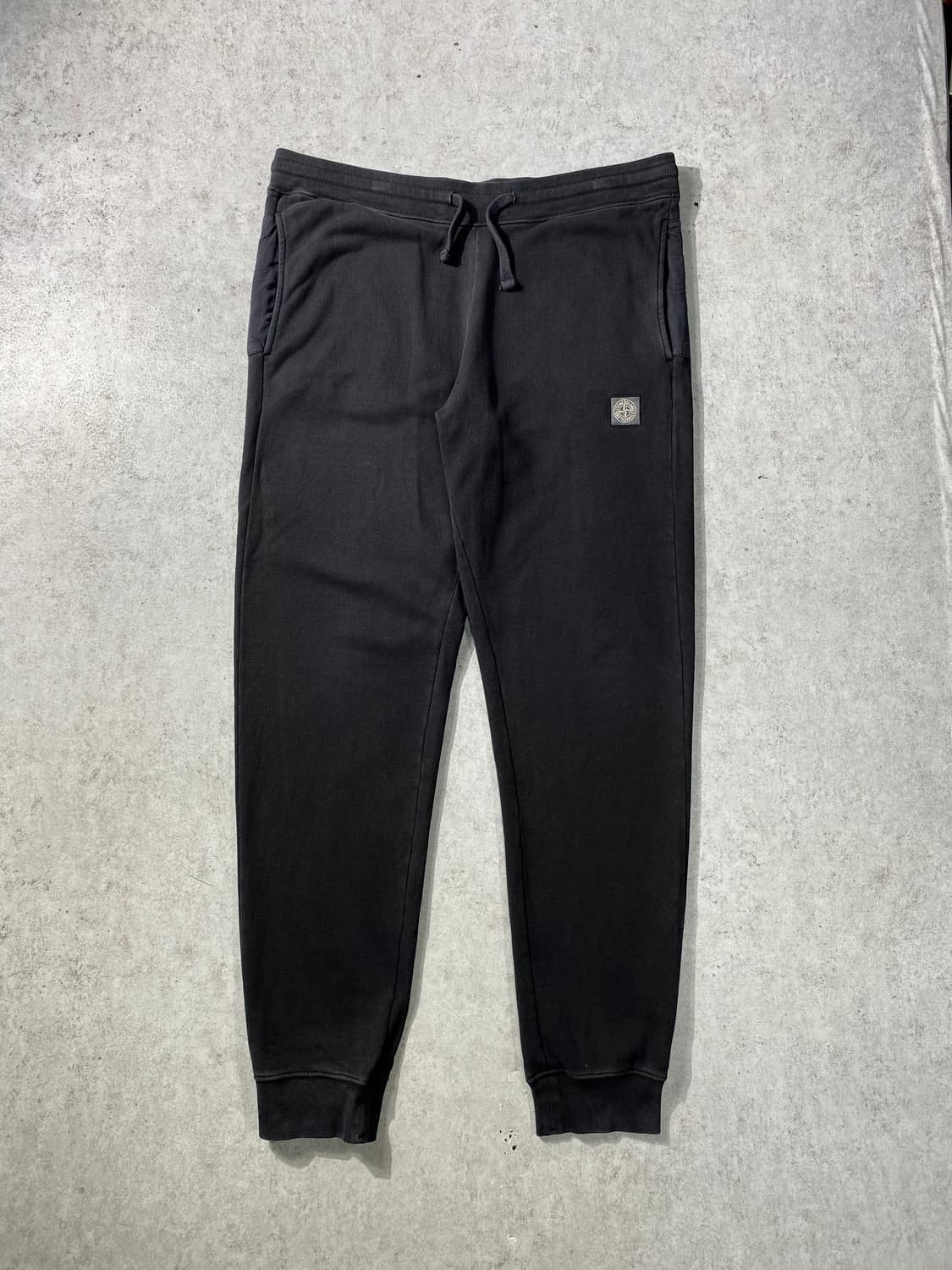 [L] Stone Island 스톤 아일랜드 루즈핏 스웻팬츠 상품이미지2