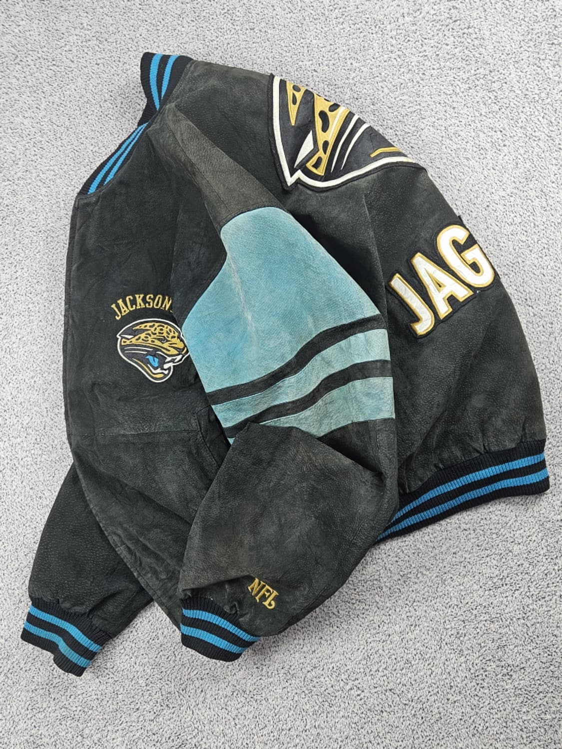 G-III 잭슨 빌 재규어스 팀 가죽 바시티 자켓 (XL) / 10437 상품이미지4