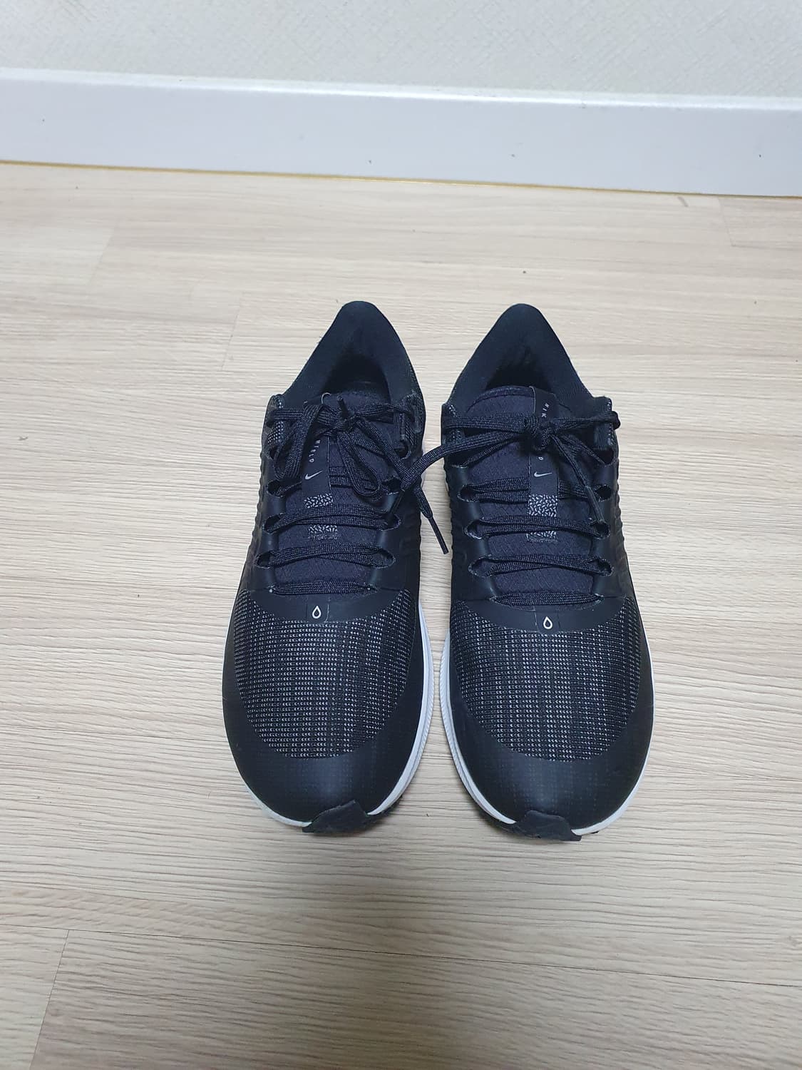 나이키 에어 줌 페가수스 38 쉴드 운동화 280 상품이미지3