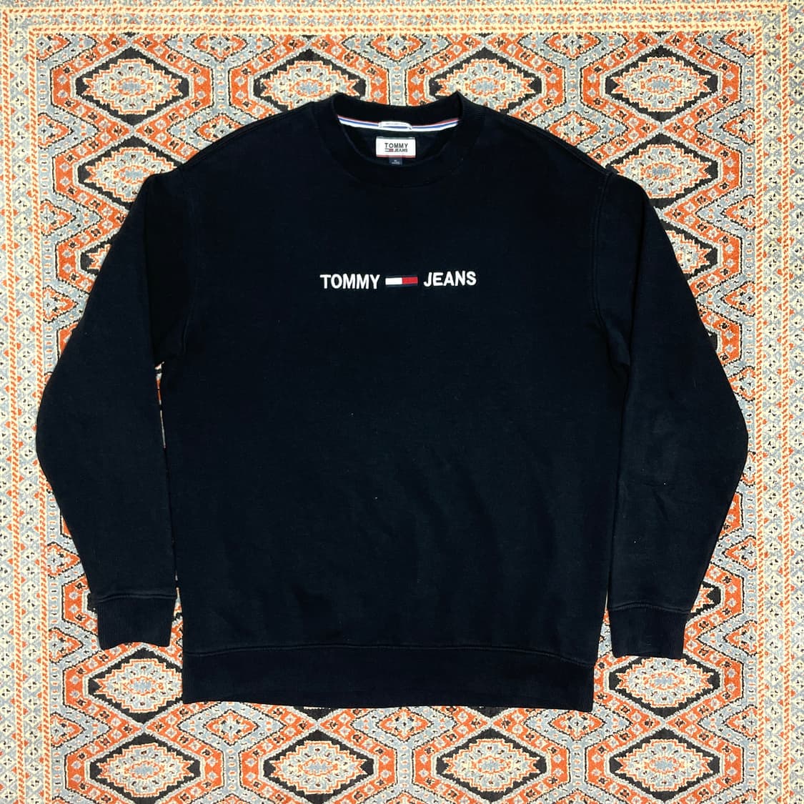 타미진스 스펠로고 블랙 기모 맨투맨 남성XL 상품이미지1