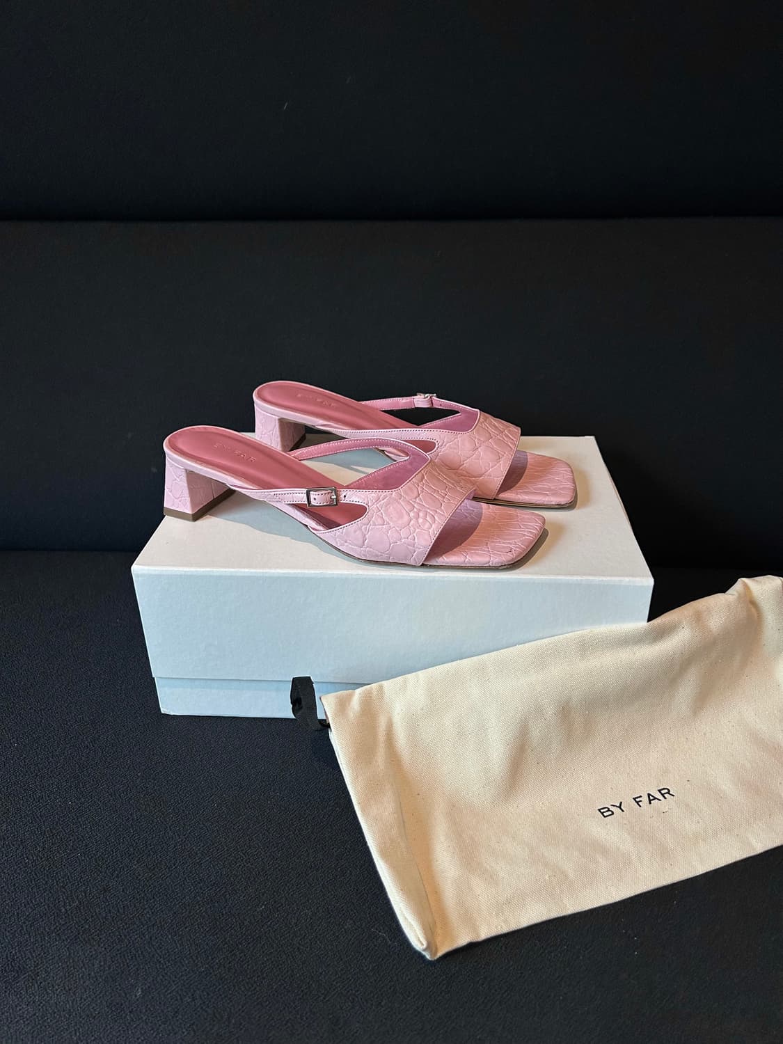 [유일매물] By far 바이파 뮬 38 사이즈 / 힐 슈즈 / 구두 상품이미지2