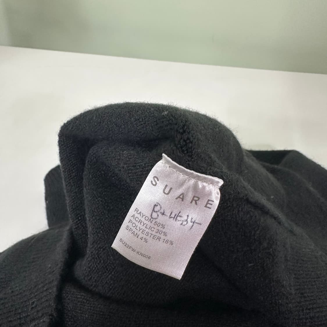 M 수아레 블랙 라운드니트 상품이미지5