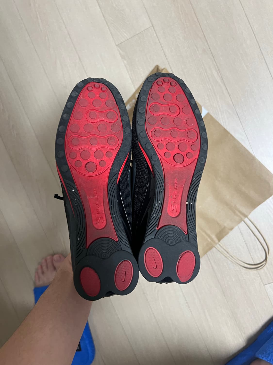 나이키샥스 Z 230 블랙  상품이미지4