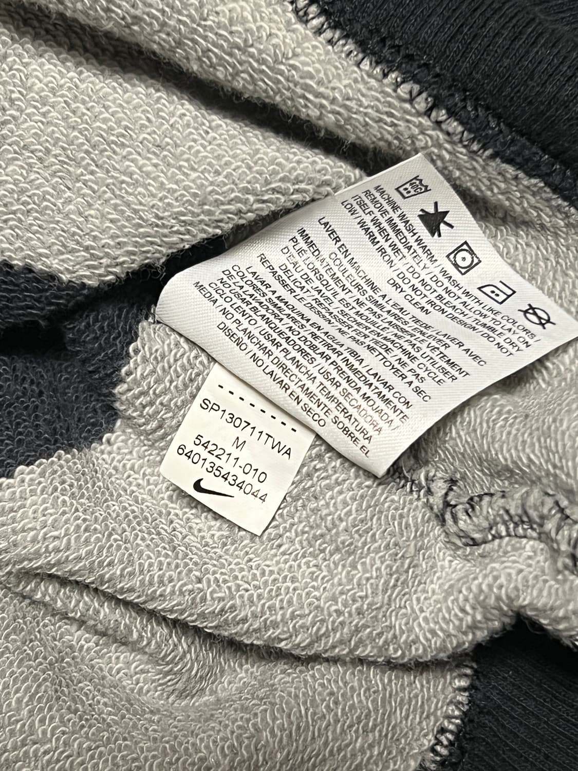 나이키 스트라이프 스우시 자수 맨투맨 M 상품이미지5