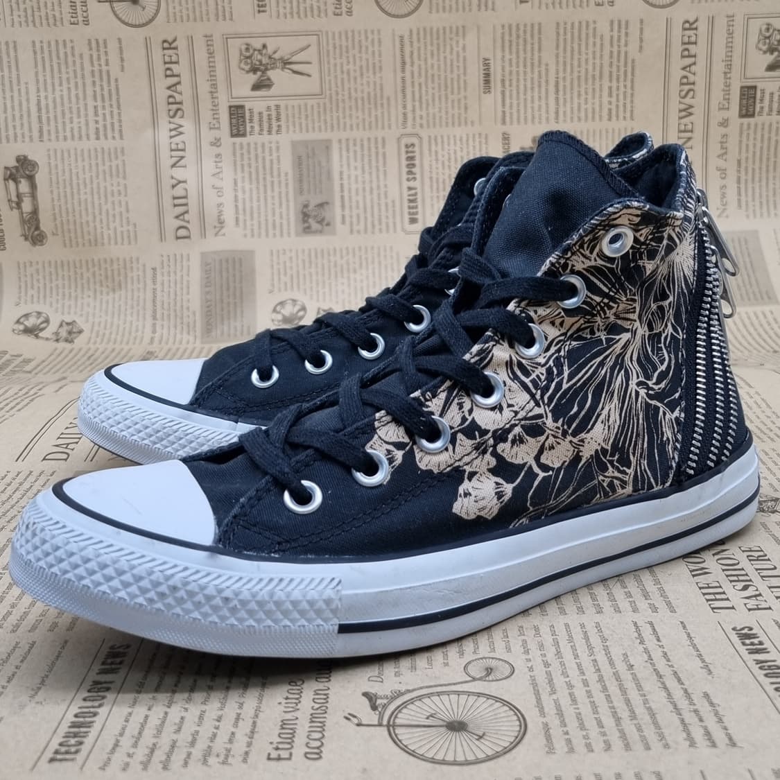 컨버스 척테일러 올스타 하이 블랙 245 상품이미지1