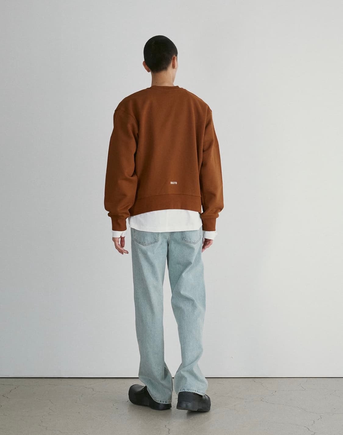 [새상품]렉토 24F/W 리크리에이션 스웨트셔츠 맨투맨 브라운 상품이미지5