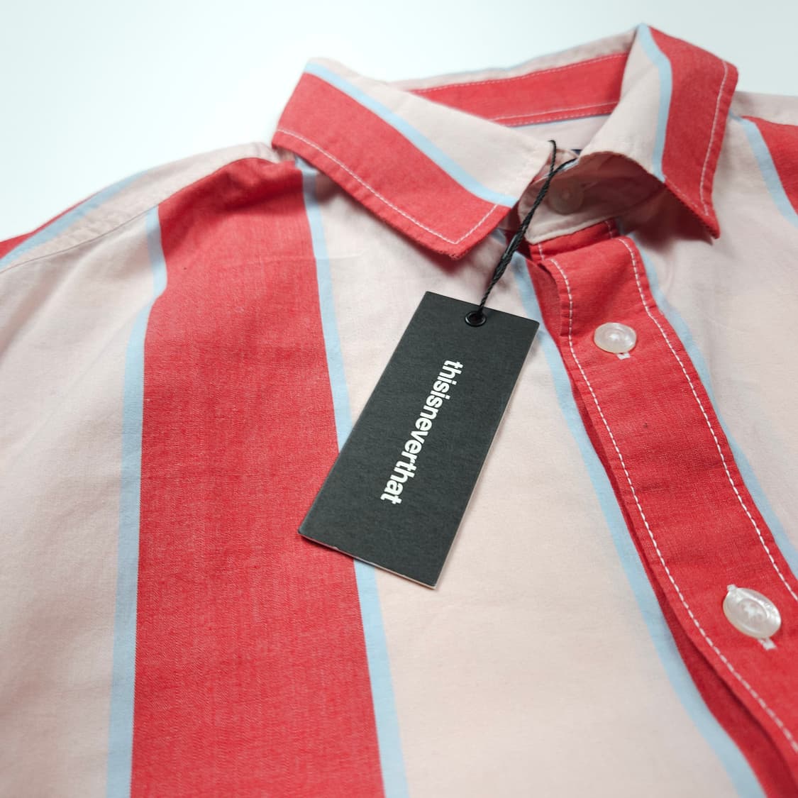 디스이즈네버댓 박시핏 스트라이프 반팔 셔츠 (L) 상품이미지4