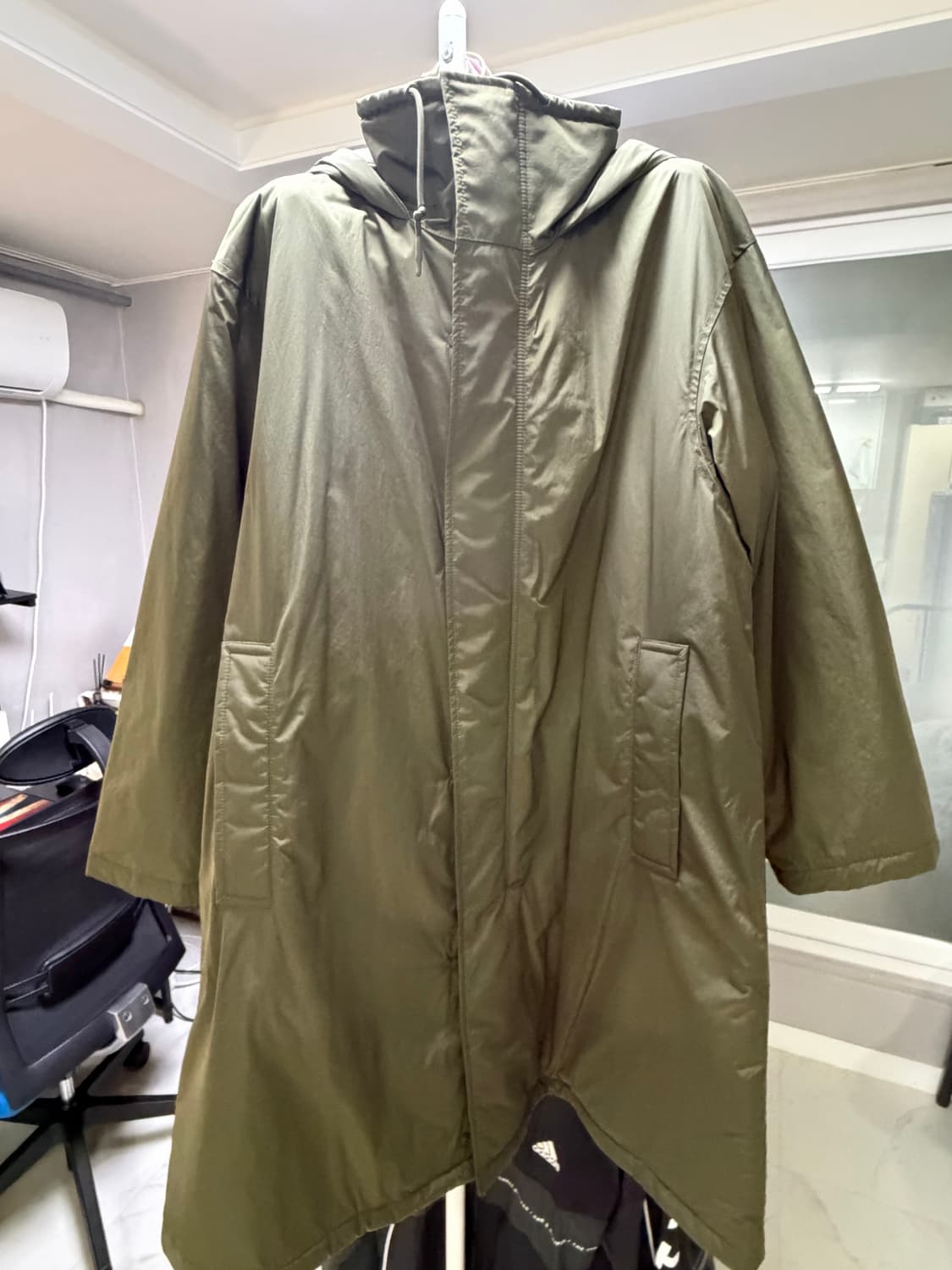 유니클로c 후드코트 상품이미지1