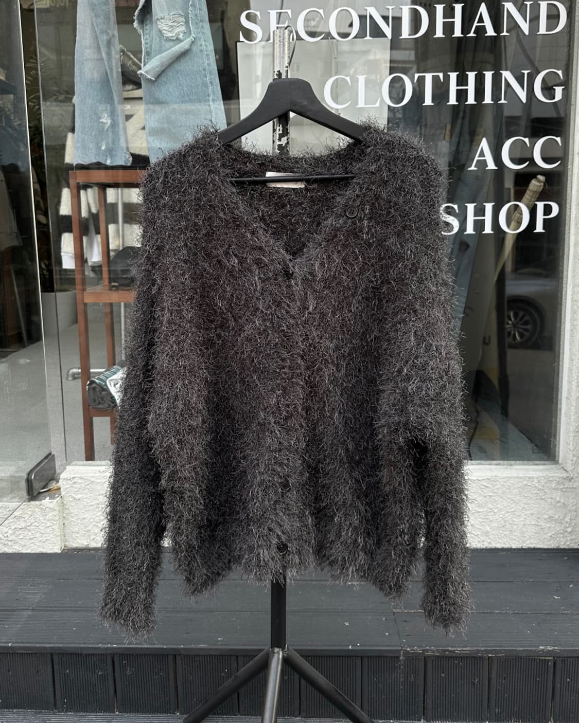 grunge charcoal hairy cardigan 상품이미지1