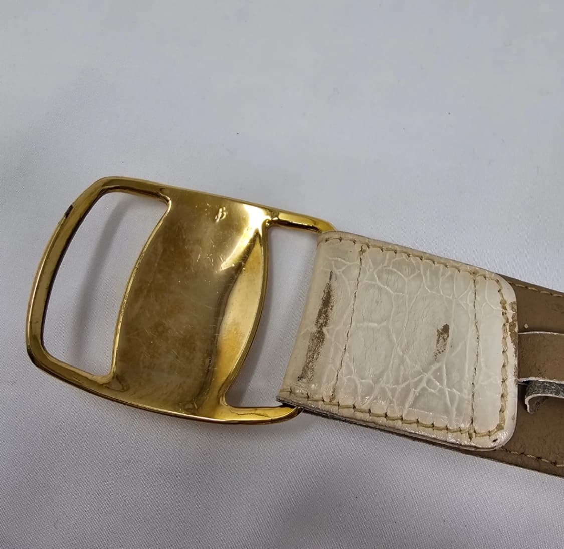 페라가모 금장 버클 벨트 아이보리 상품이미지4