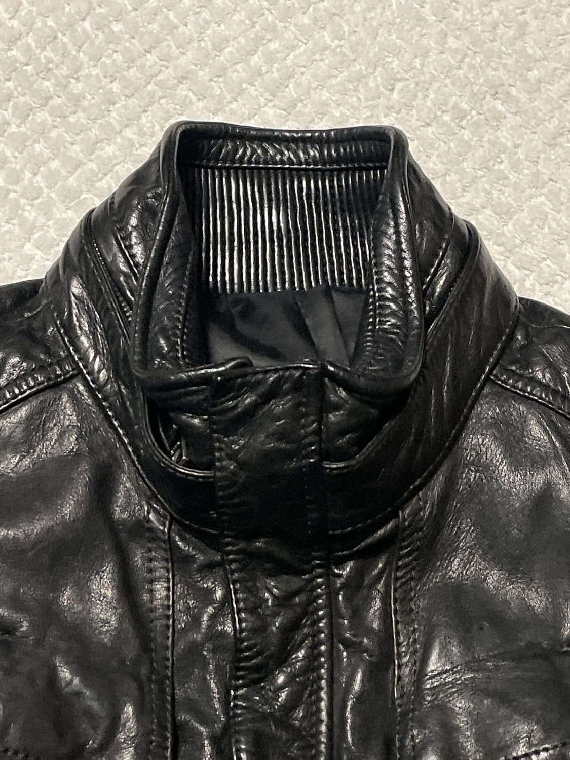 SIEG 웨스턴 무드 램스킨 양가죽 절개 레더 자켓 상품이미지4