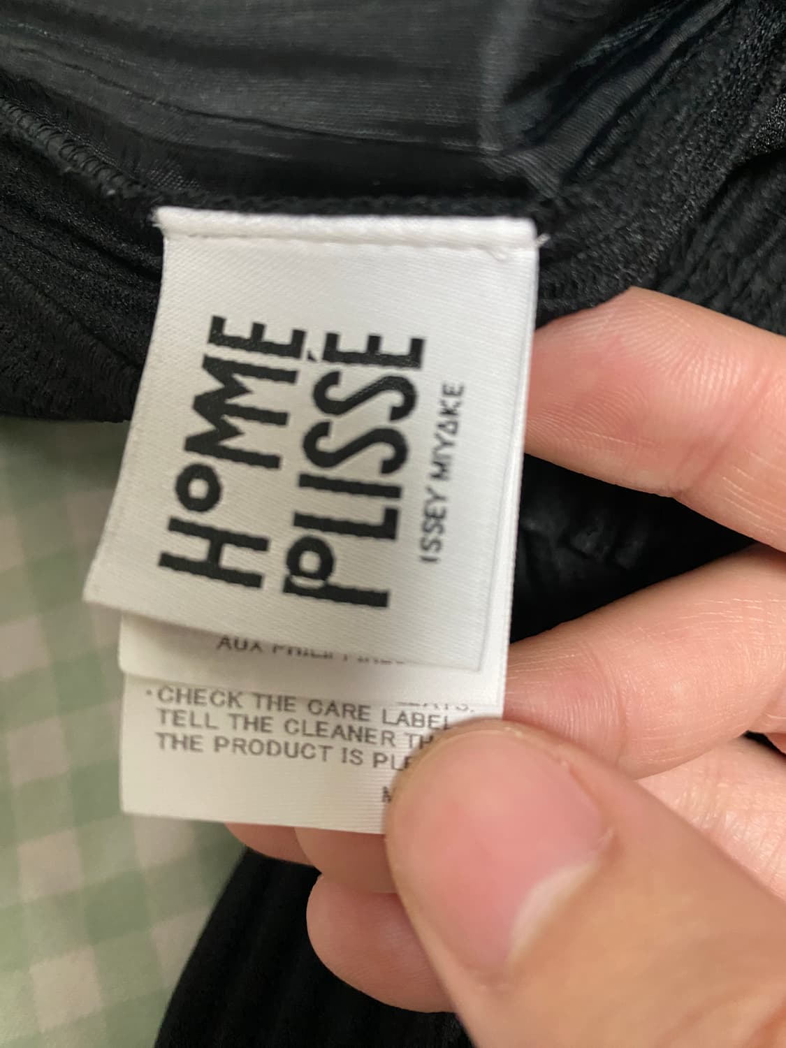 옴므플리세 반바지 블랙 2 상품이미지3