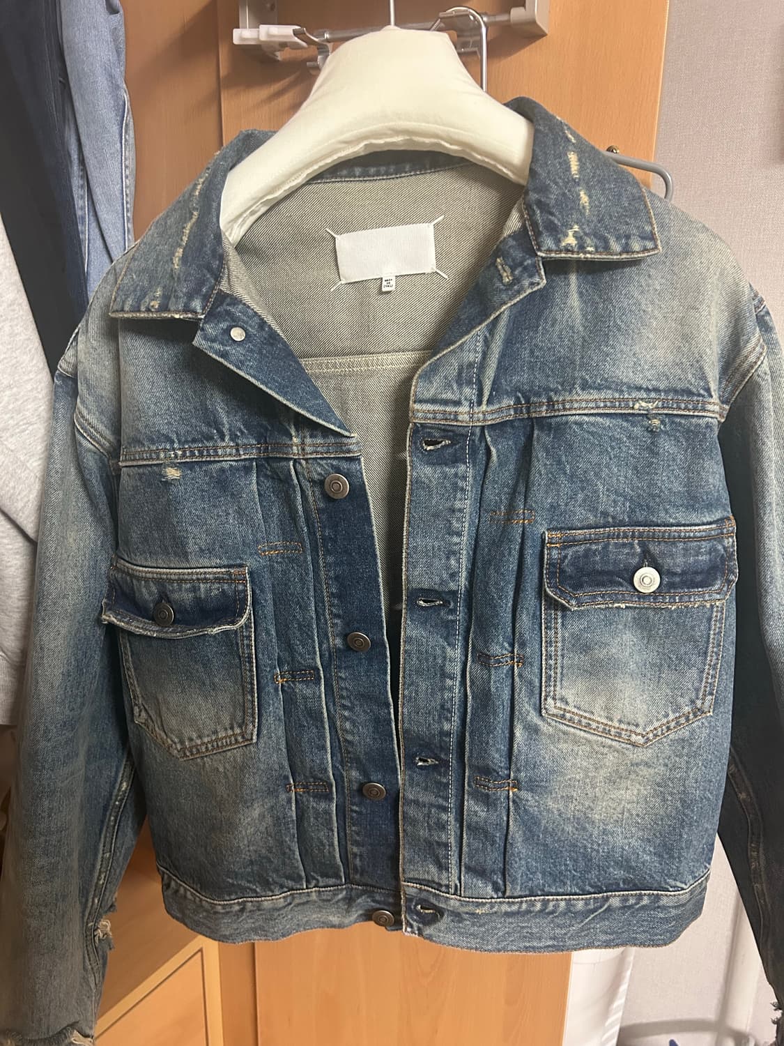 마르지엘라 23fw 디스트로이드 데님자켓 상품이미지1