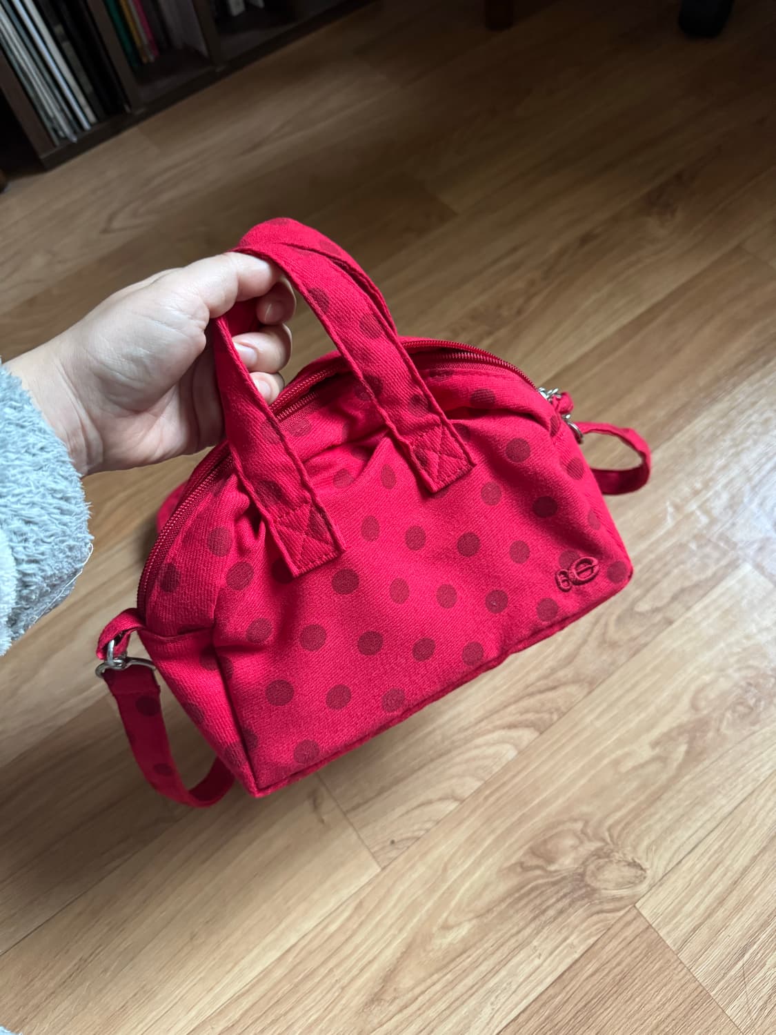 엔조블루스 도트 크로스백 레드 상품이미지4