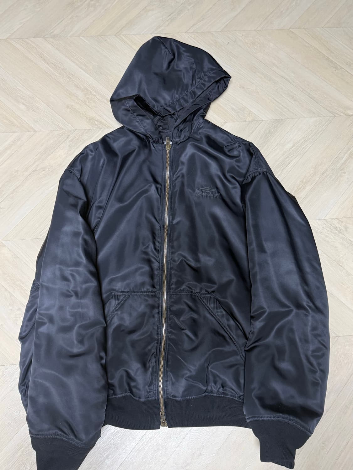 발렌시아가 3b 아이콘 패디드 후드집업 자켓 상품이미지1