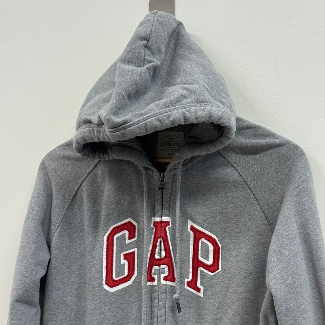 갭 GAP 로고 후드집업 그레이 S 상품이미지3