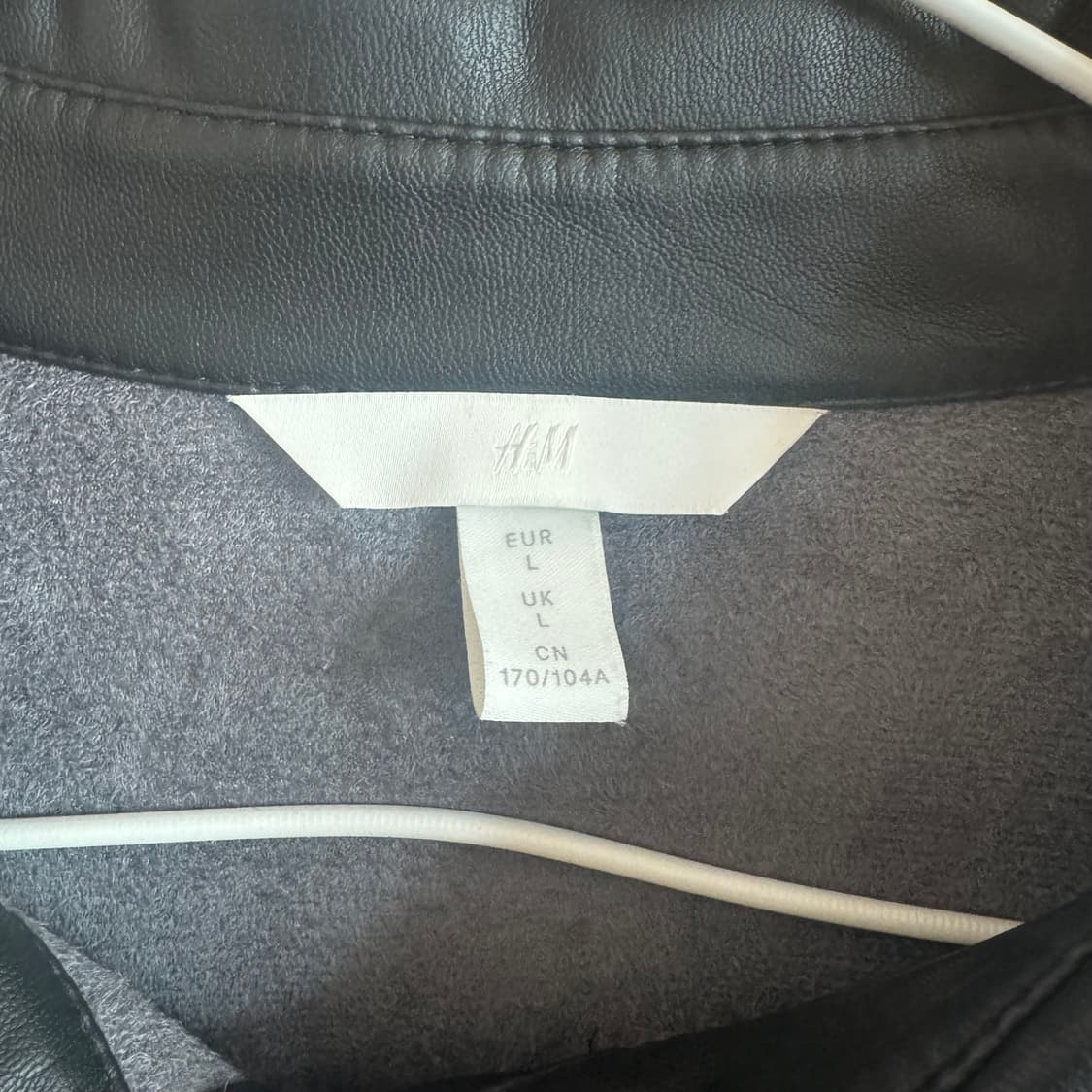 h&m 에이치앤엠 레더블라우스 상품이미지2