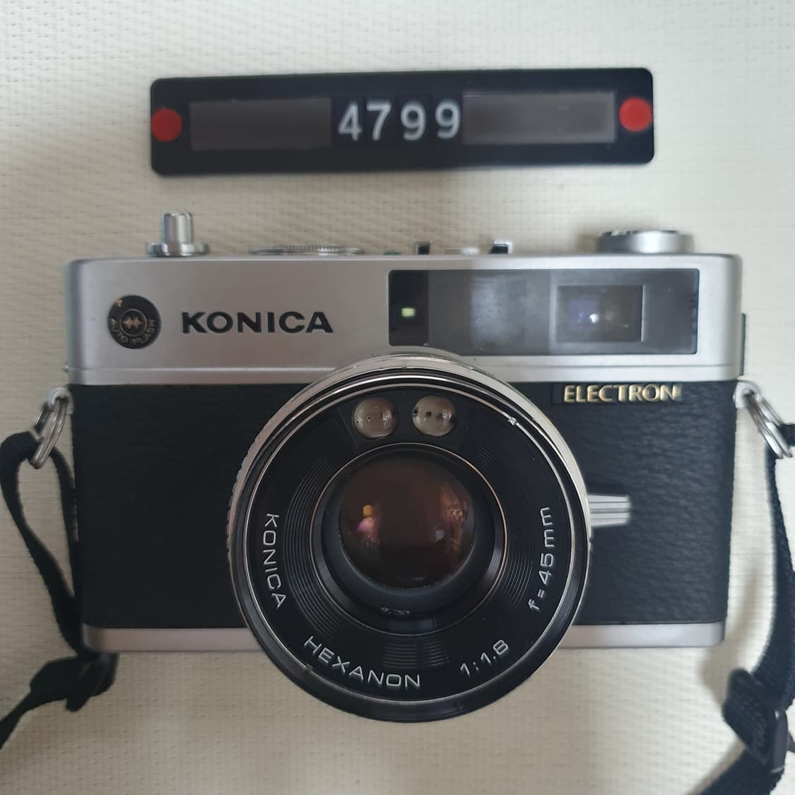 코니카 일렉트론 오토 플래시 필름카메라 상품이미지1