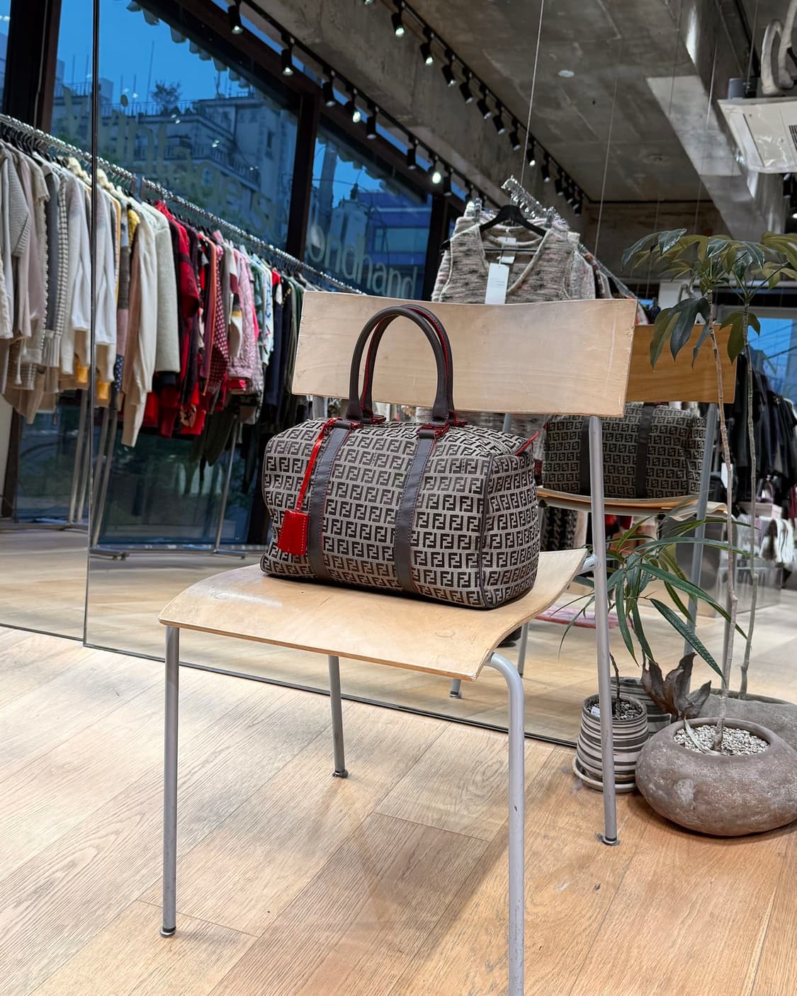 펜디 브라운 주카 캔버스 보스턴백 상품이미지1