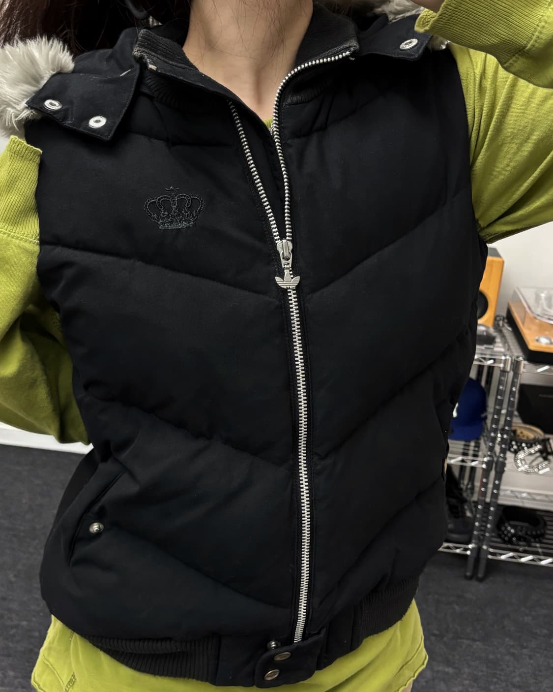 아디다스 x 미시 엘리엇 00s 퍼 패딩 베스트 상품이미지1