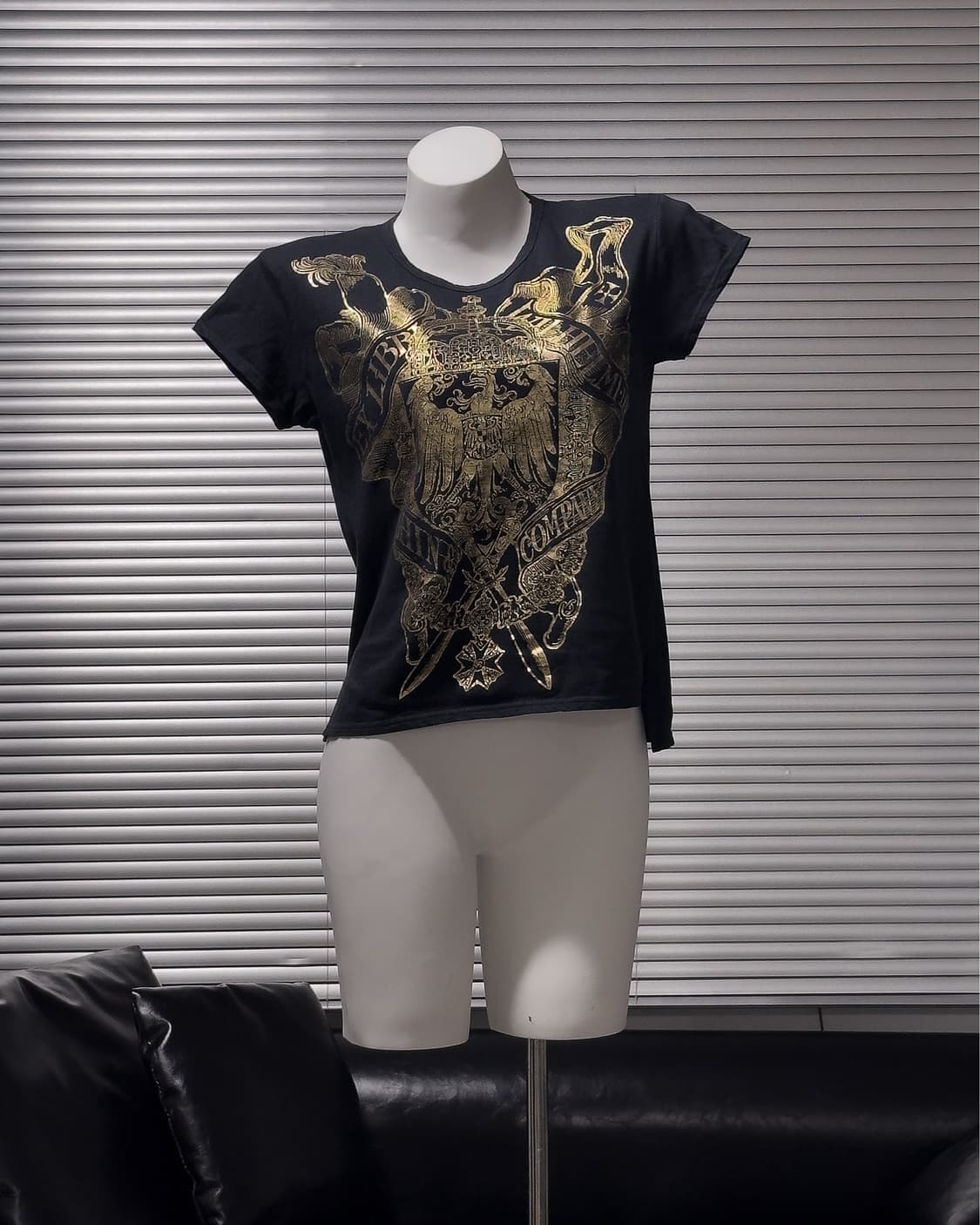 {UNKNOWN} Metal Gold Printed Cropped Tee 상품이미지1