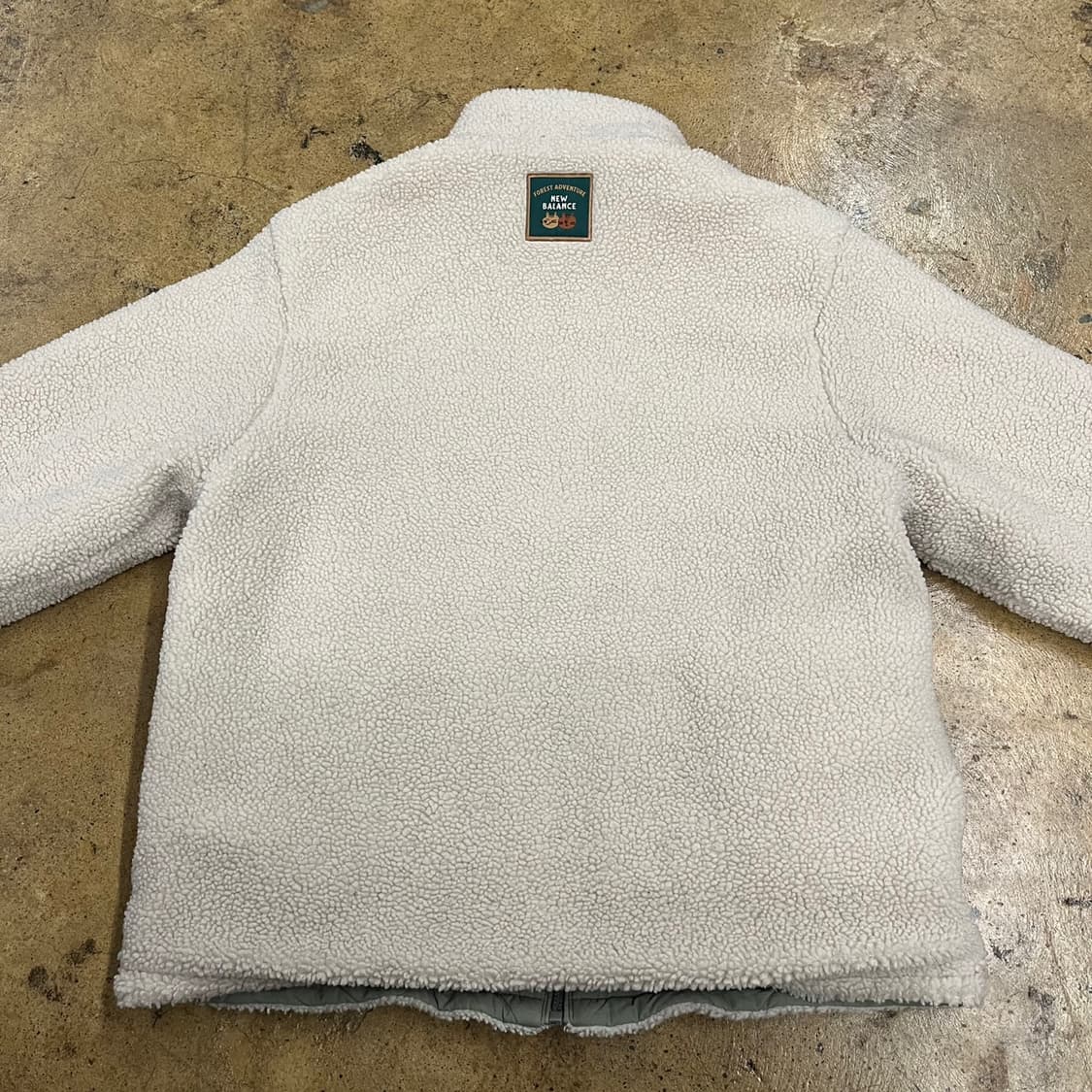 [정품] 뉴발란스 아이보리 그린 양면 뽀글이 플리스 집업 b17 상품이미지6