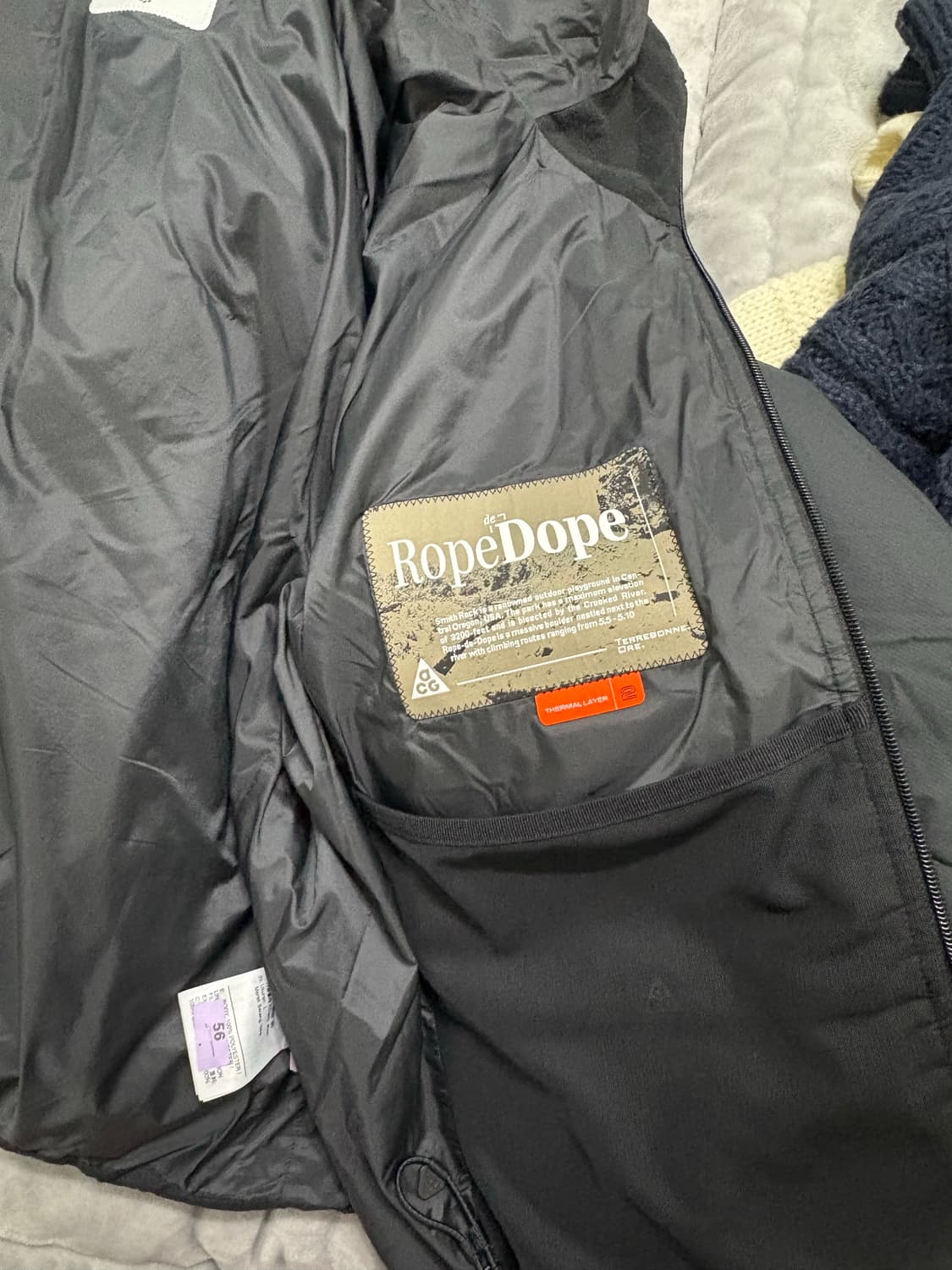 나이키Acg패딩 상품이미지8