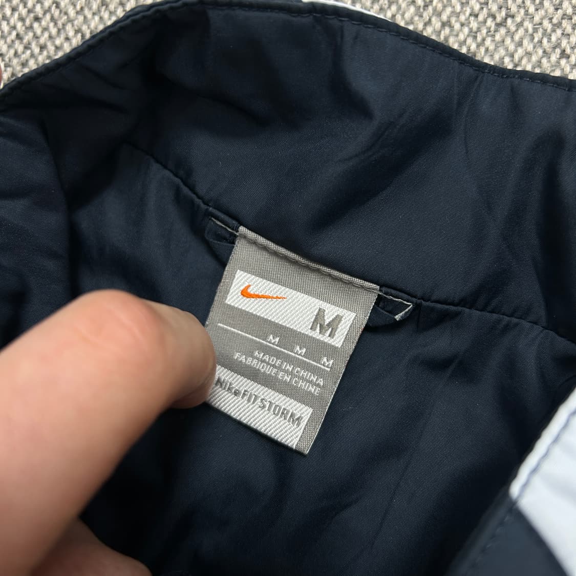 나이키 티엠포 스우시 바람막이(M) 상품이미지2