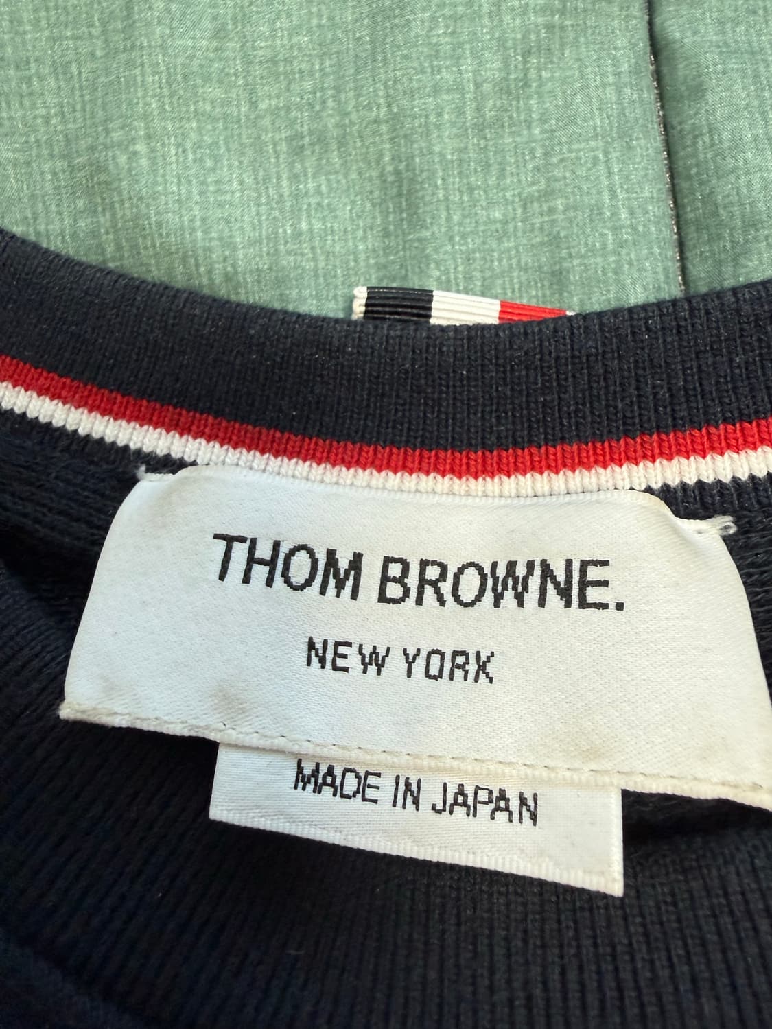 톰브라운 맨투맨 상품이미지2