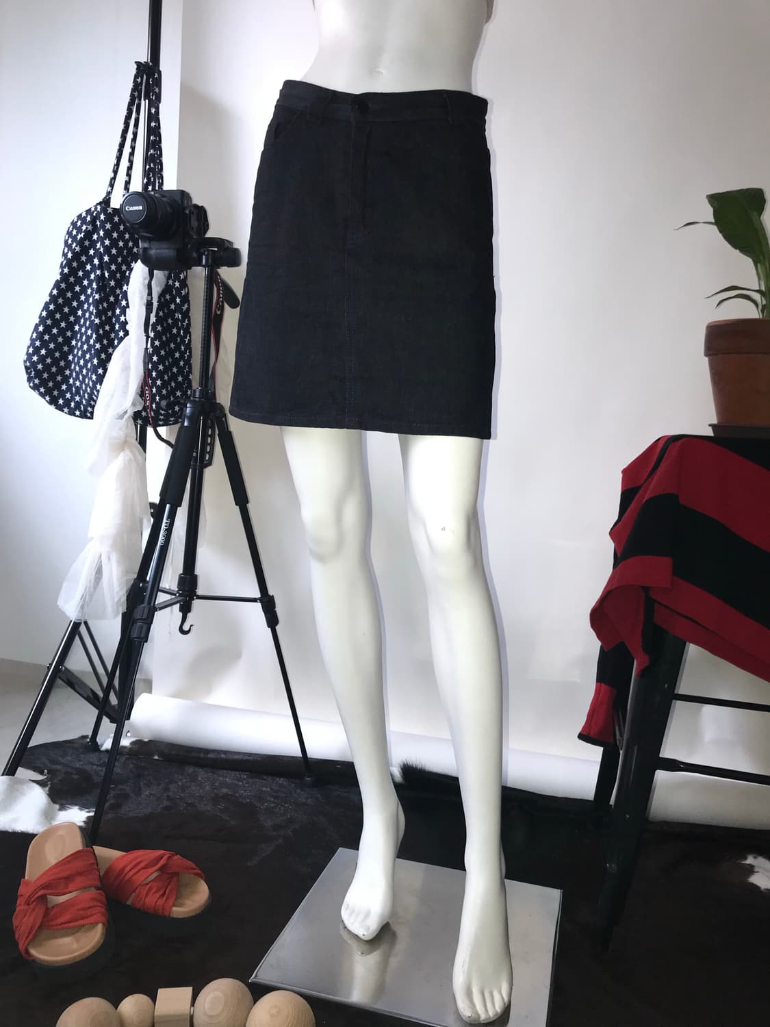 LOA Purple Stitch Denim Skirt 상품이미지8