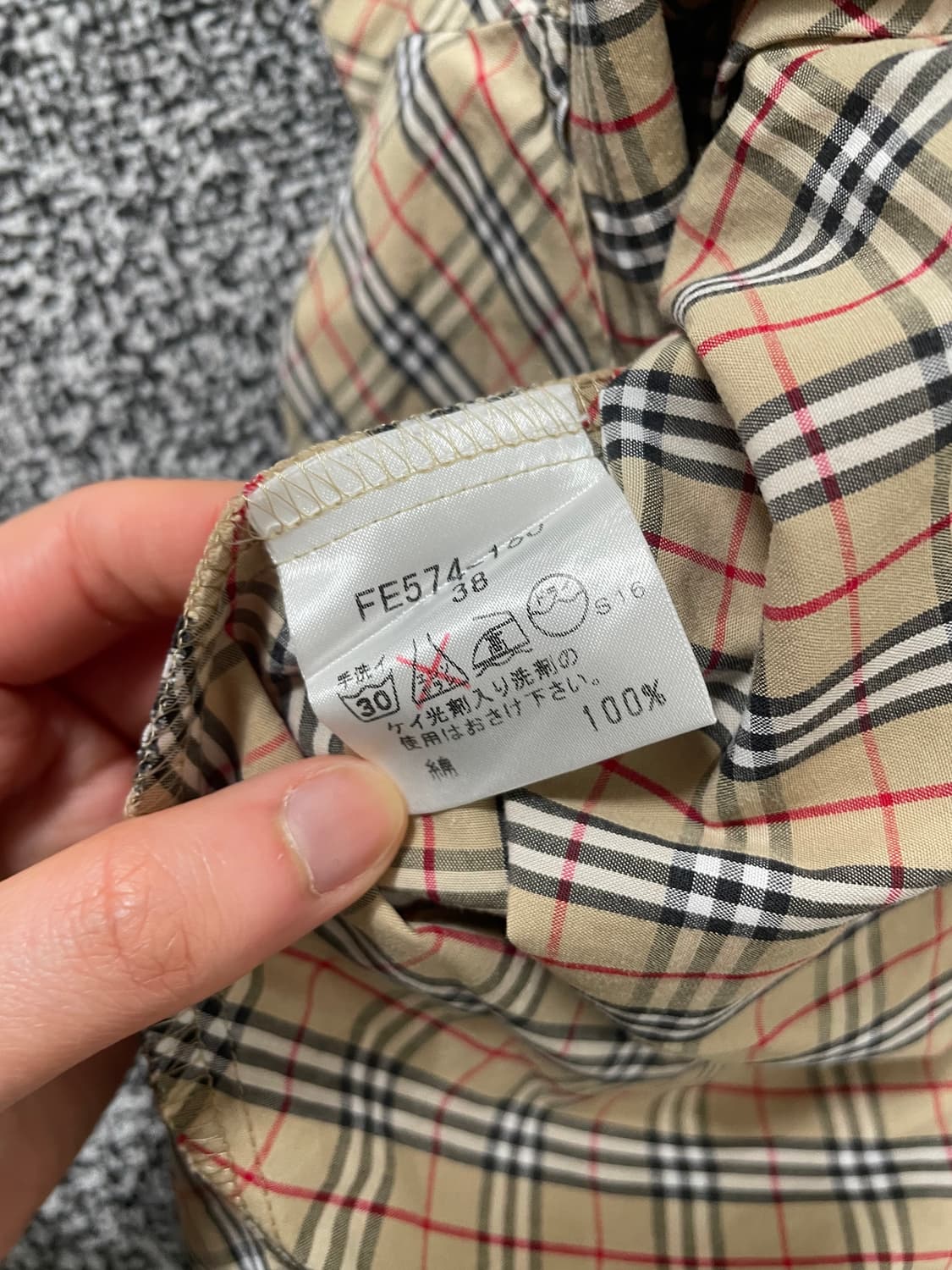 빈티지9. 버버리 블루라벨 노바 체크 셔츠 상품이미지4