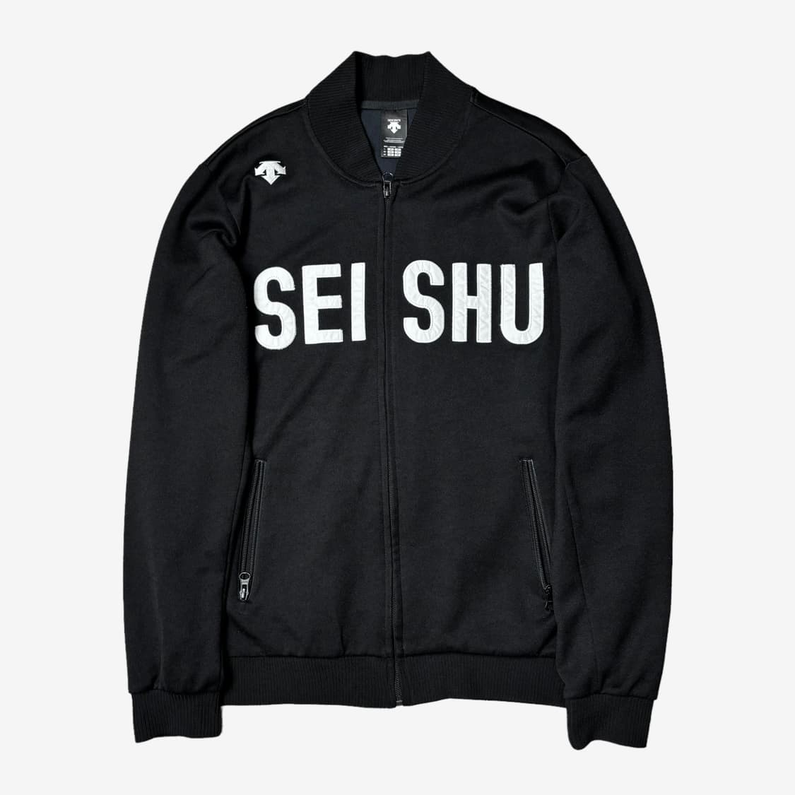 데상트 deishu 세이슈 1 블랙 트랙탑 져지 상품이미지1