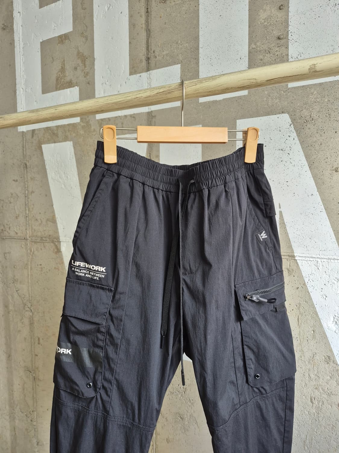 라이프워크 블랙 카고 조거팬츠 상품이미지2