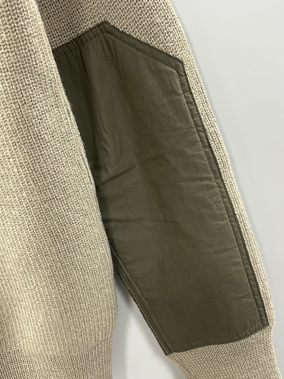 몽끌레어 하프 집업 울 니트 상품이미지7