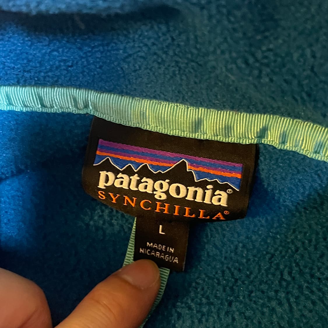 파타고니아 신칠라 스냅티 L 트래비스 스캇 착용 상품이미지5