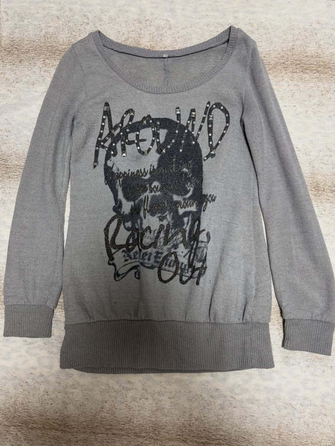 해골 프린팅 오프숄더 니트 상품이미지1