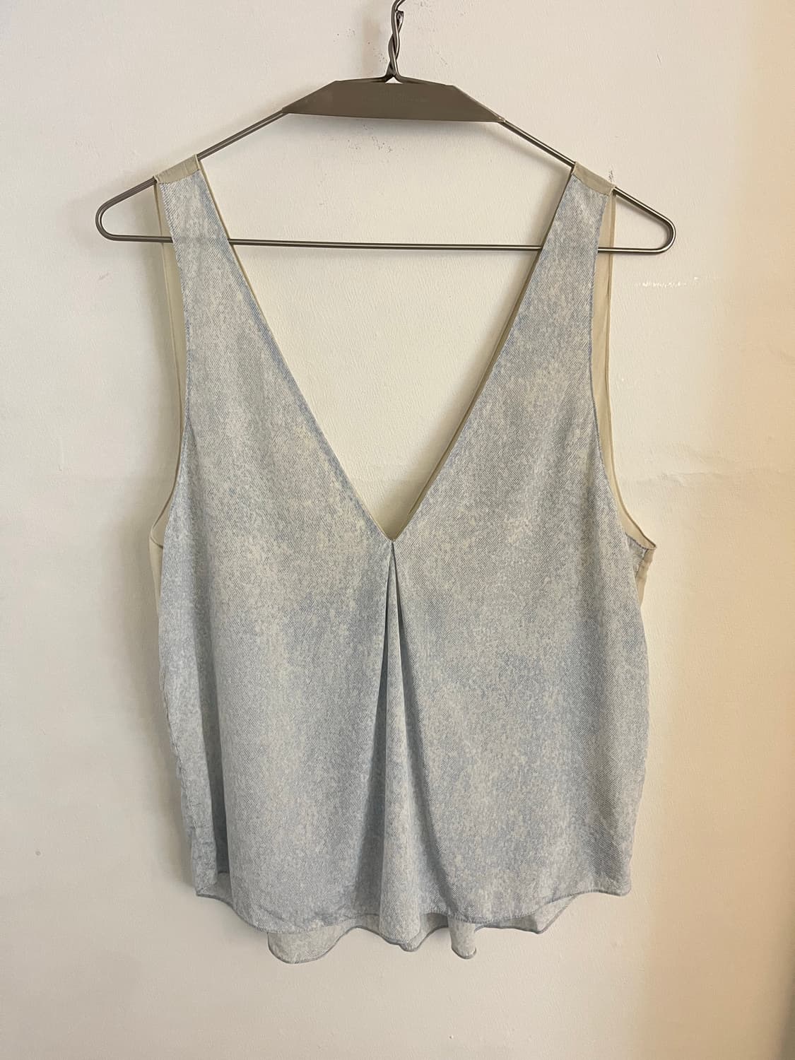 silk sleeveless 상품이미지1