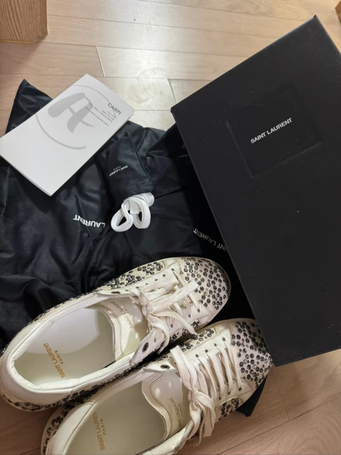 생로랑 스니커즈 상품이미지7