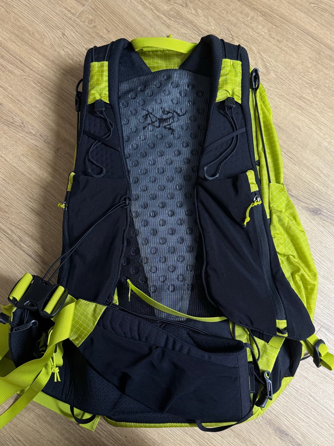 아크테릭스 에어리어스 30L 상품이미지4