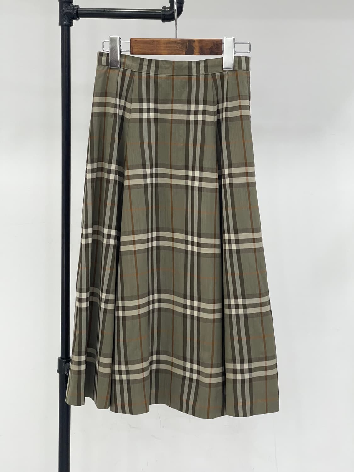 버버리 노바체크 스커트 상품이미지2