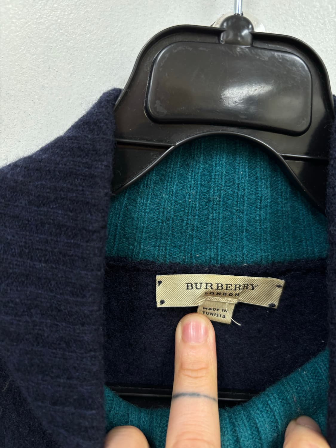 버버리런던 로고 울 니트집업 상품이미지5