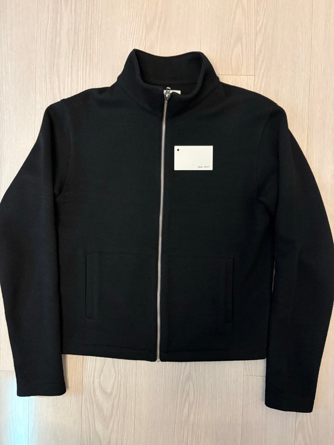 Textuerd High Neck Zip - Black 상품이미지1