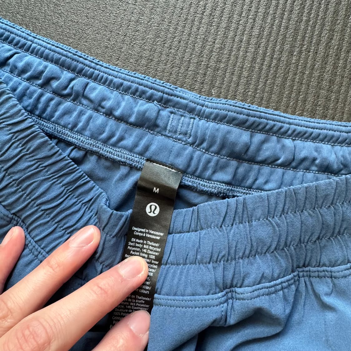 룰루레몬 페이스 브레이커 라이너리스 남성 반바지 5인치 m 사이즈 판매합 상품이미지2