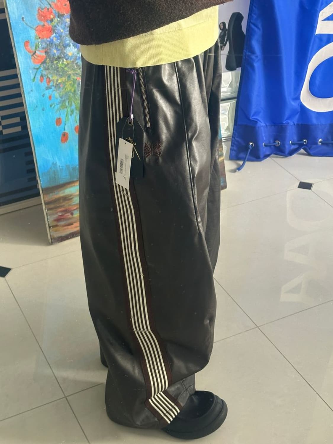 H.D TRACK PANT H.D 트랙 팬츠 상품이미지1