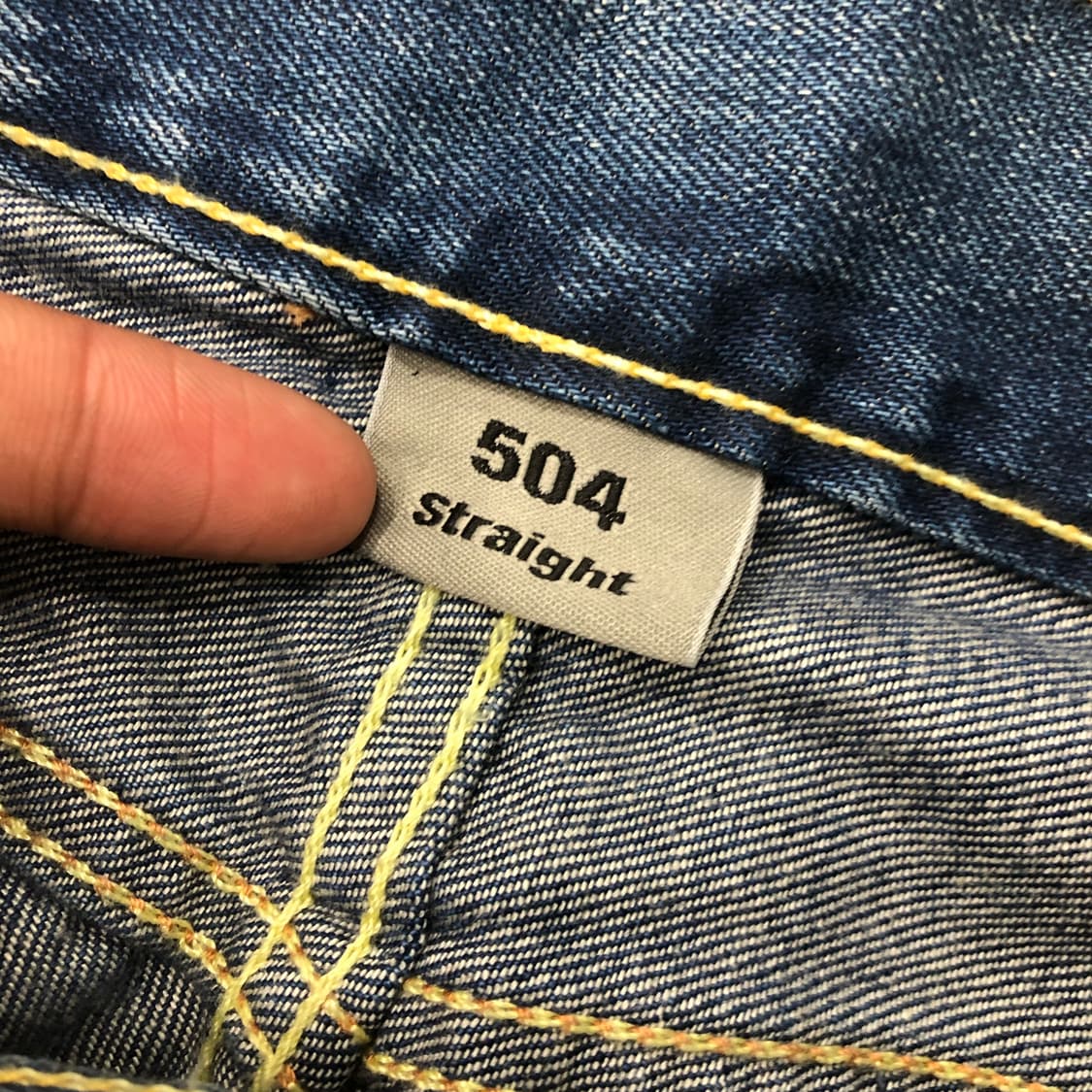리바이스 504 스트레이트 워싱 데님 팬츠 상품이미지6