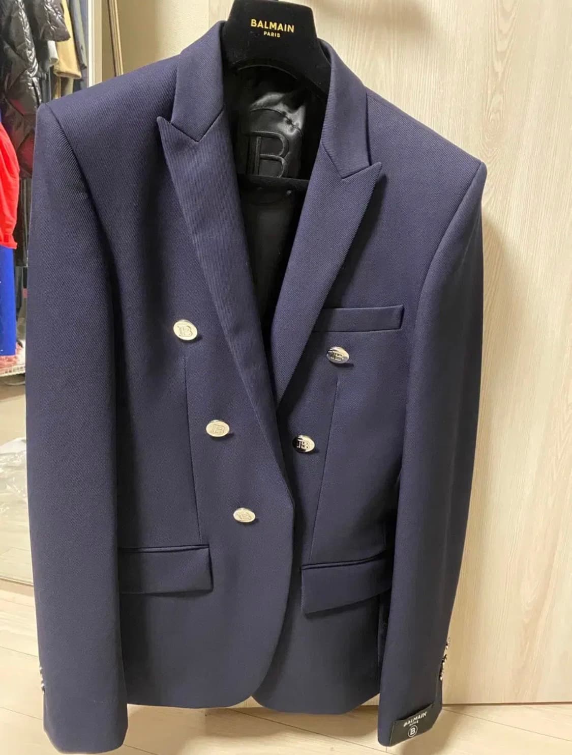 엠보스드버튼 더블 블레스티드 블레이저 상품이미지1