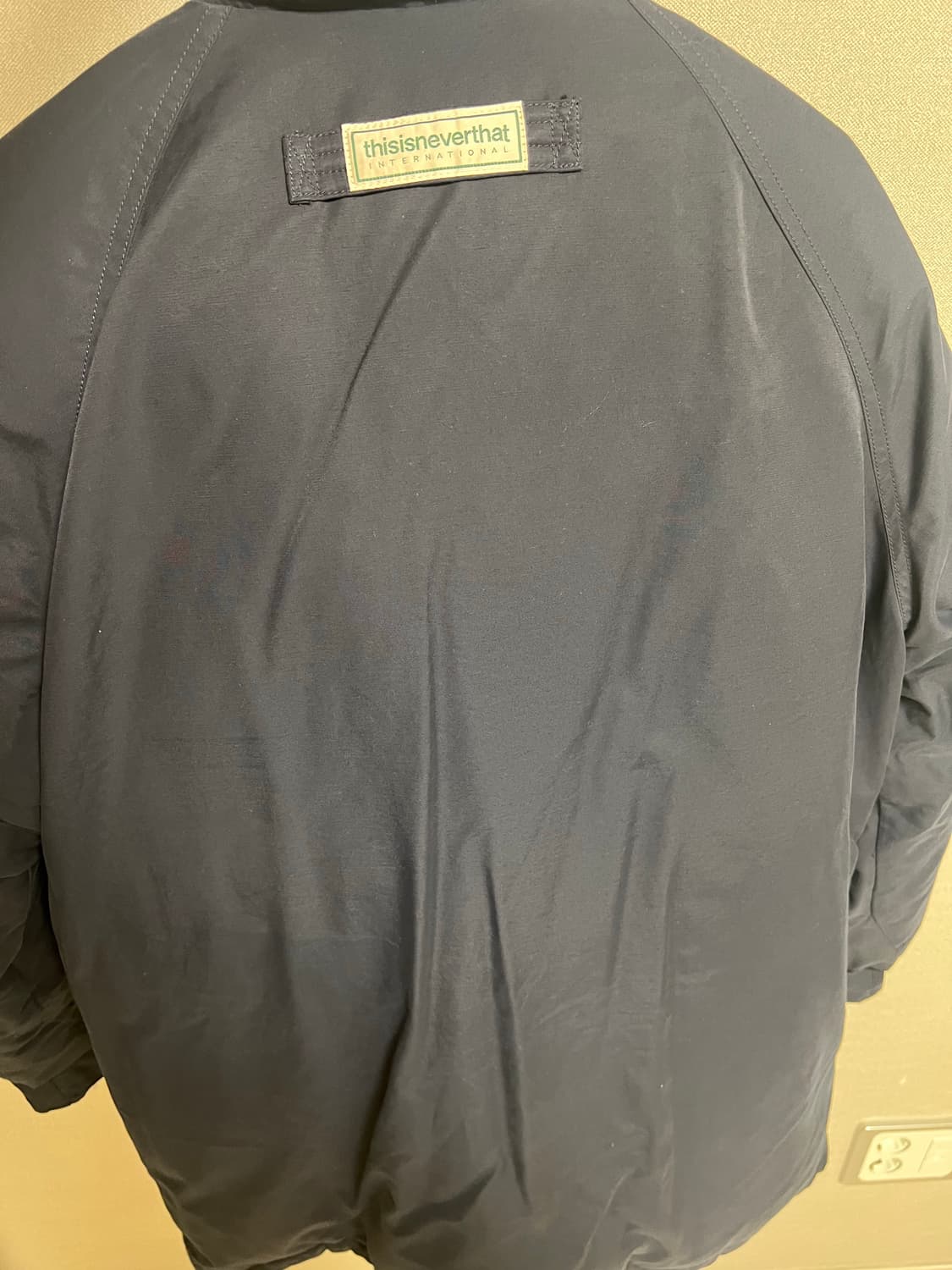 디스이즈네버댓 클래식 다운 파카 네이비 상품이미지3