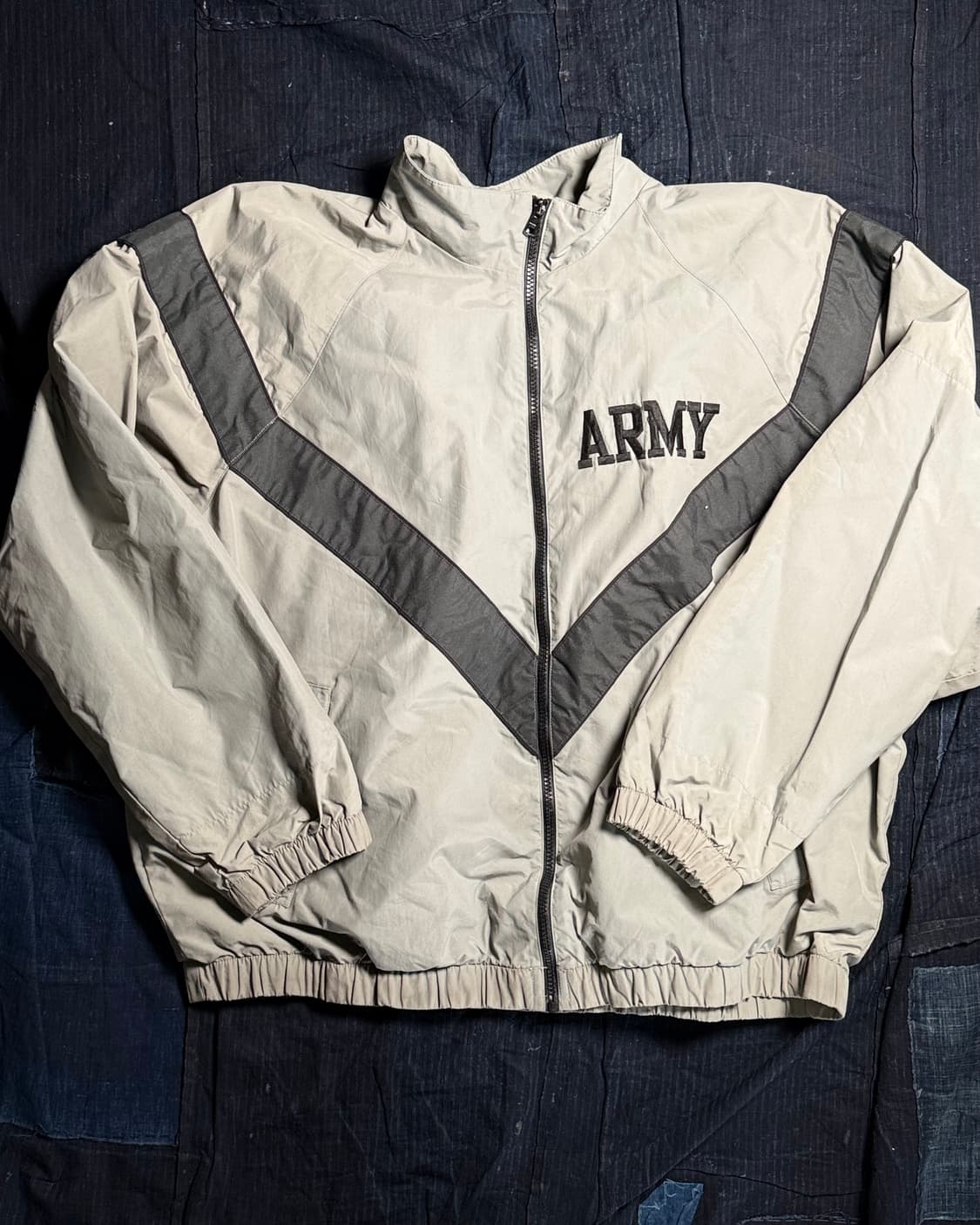 00‘s U.S Army IPFU 트레이닝 자켓 L/R 상품이미지1