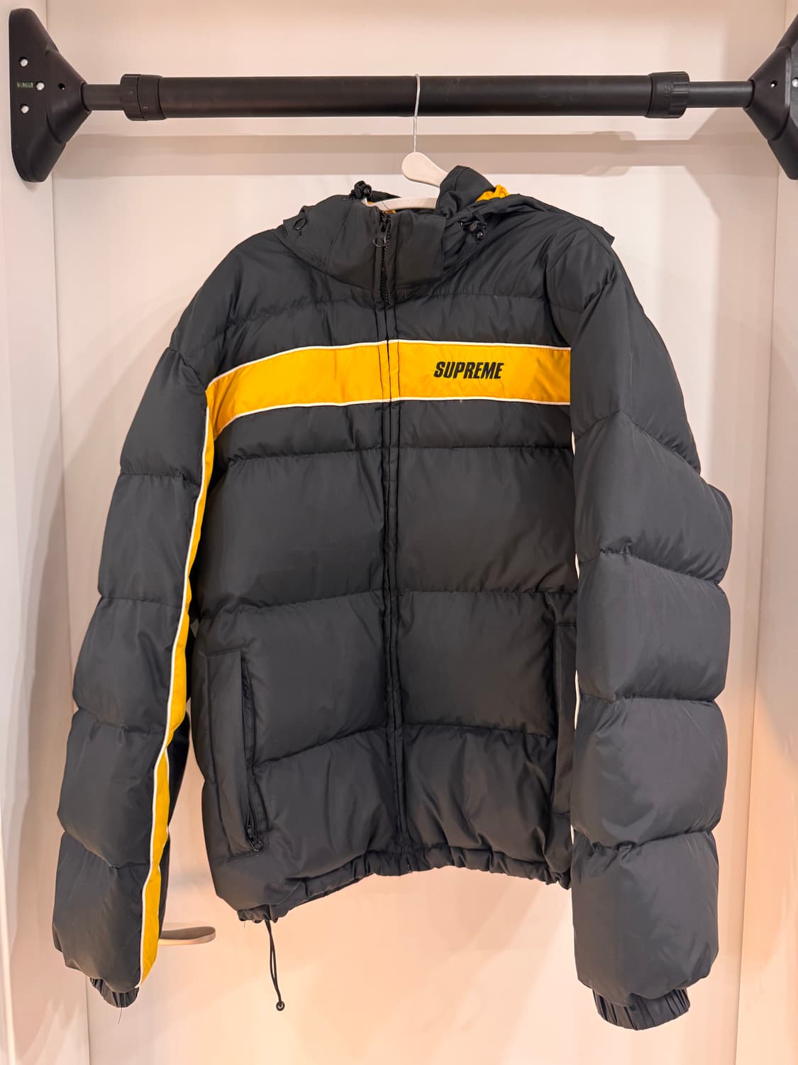 슈프림 스트라이프 패널 다운 자켓 L 상품이미지1